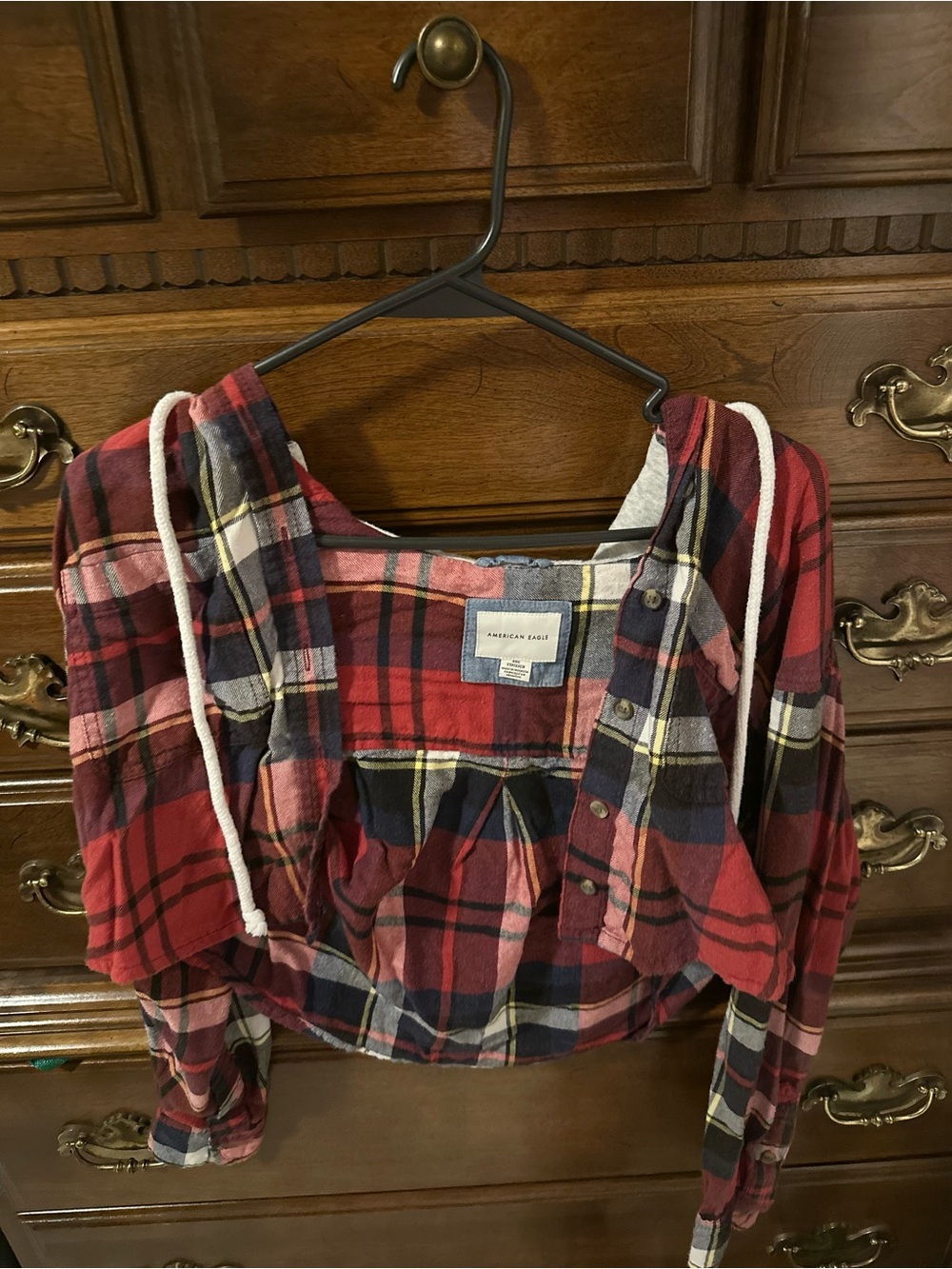American Eagle Outfitters Red and Navy Plaid cropped Button-Down Hooded Top